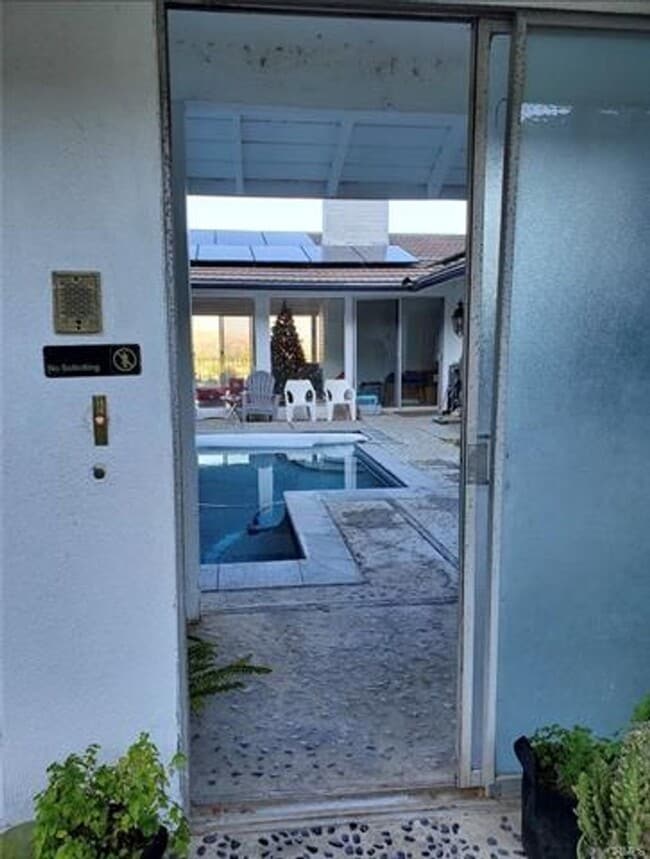Photo - Rare multi-generational home