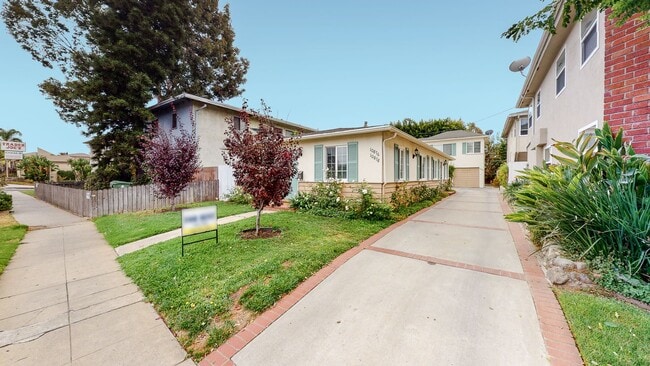 Front of Apartment - 10876 National Blvd Unit 10876