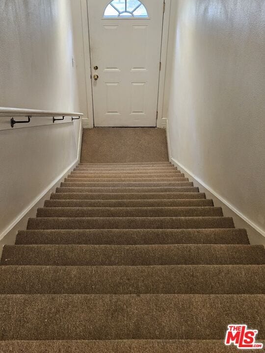 Photo - 1816 1/2 S La Brea Ave Unit 1816 1/2