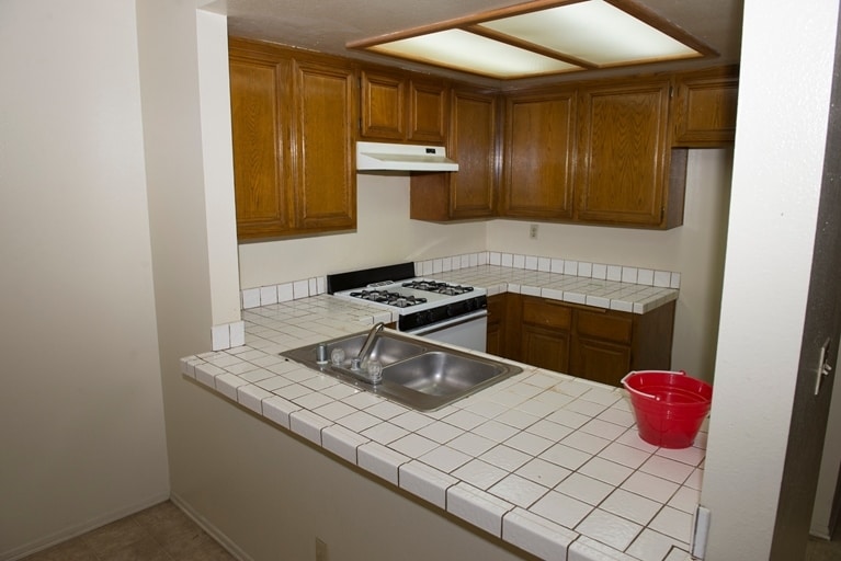 Kitchen - Wilmington Place Apartments