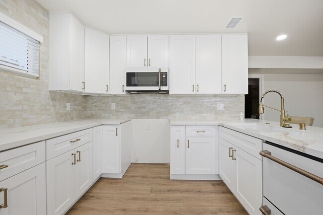 Photo - Brand new remodel!