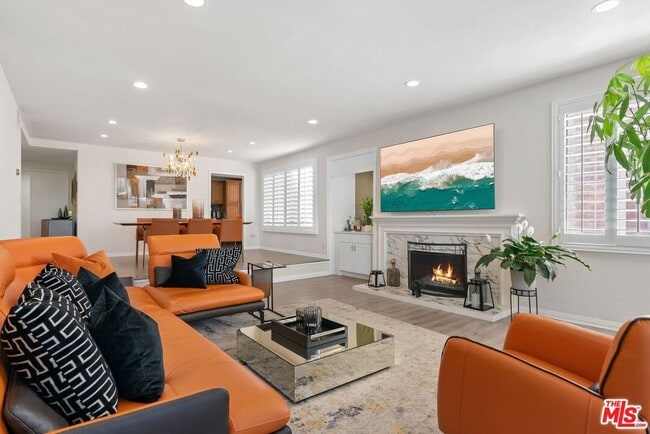 Photo - 17130 Burbank Blvd Condo Unit 201