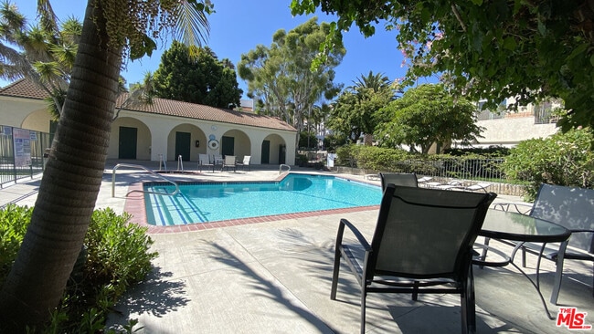 Photo - 6474 Cavalleri Rd