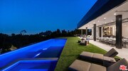 Photo - 1140 Summit Dr House