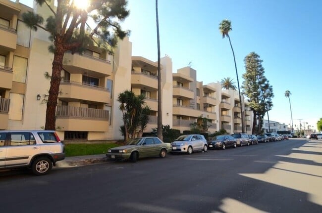 Photo - 5th Street Apartments