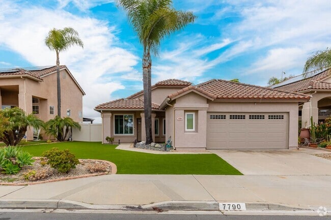 Building Photo - 4 Bed, 2 Bath - Sorrento Mesa Single Famil... Rental
