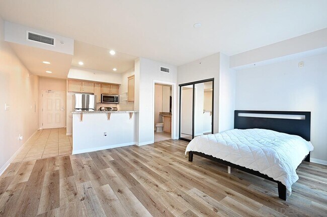 Photo - 450 J St Unit 5121