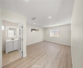 Photo - 8145 Morse Ave