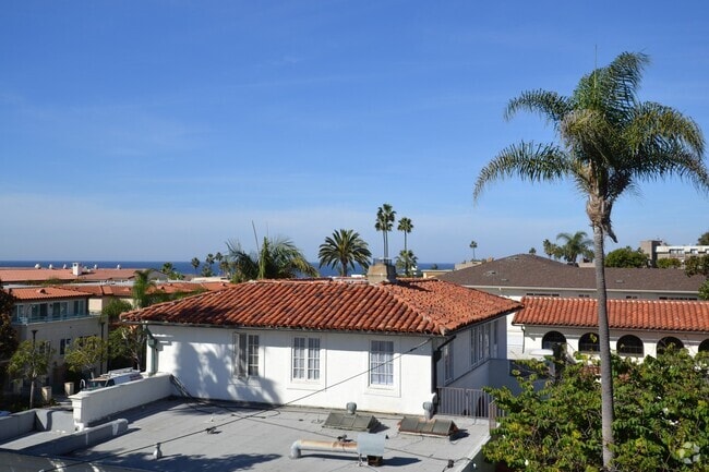 Building Photo - BREATHTAKING 1BD + Office/ 2BA in La Jolla... Rental