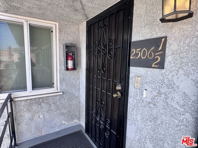 Photo - 2504 W 85th St Unit 2506 1/2