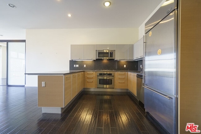 Photo - 801 S Grand Ave Unit 1902