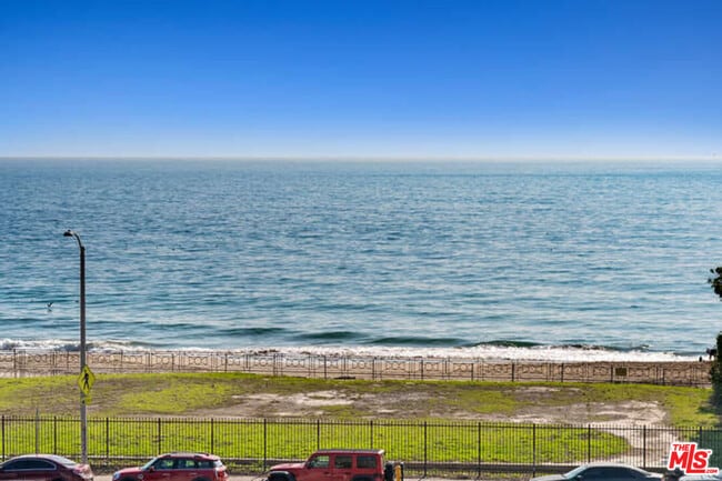 Photo - 22609 Pacific Coast Hwy Condo Unit 1/2