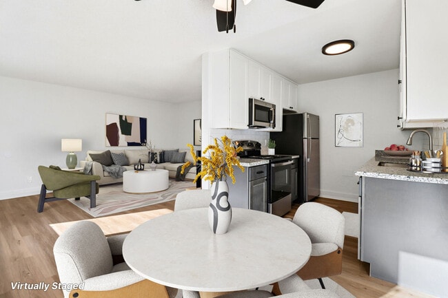 Building Photo - Haven at the Hills