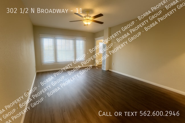 Photo - 302 1/2 N Broadway-11 Unit 11