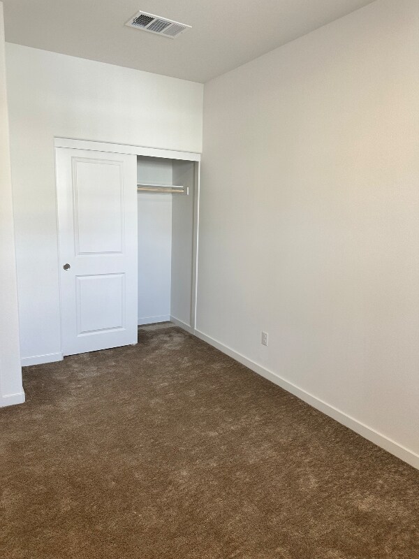 Photo - 2752 Lake Mendoza St
