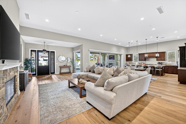 Photo - 55120 Autumn Valley Ct