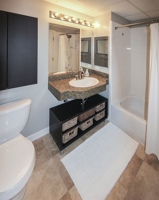 Bathroom - 1080 Park Blvd Unit 1409