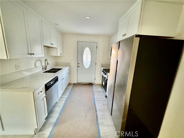 Photo - 857 W Edgehill Rd