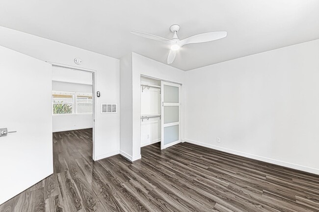 Photo - 4308 E 4th St Unit 08