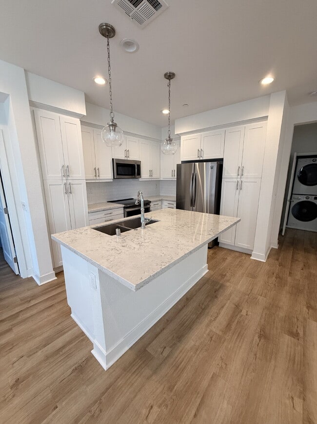 Photo - $3,900 - 3 Bed/ 3 Bath Modern Townhome in Santee