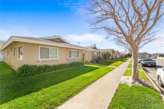 Photo - 5932 Santa Barbara Ave Unit B