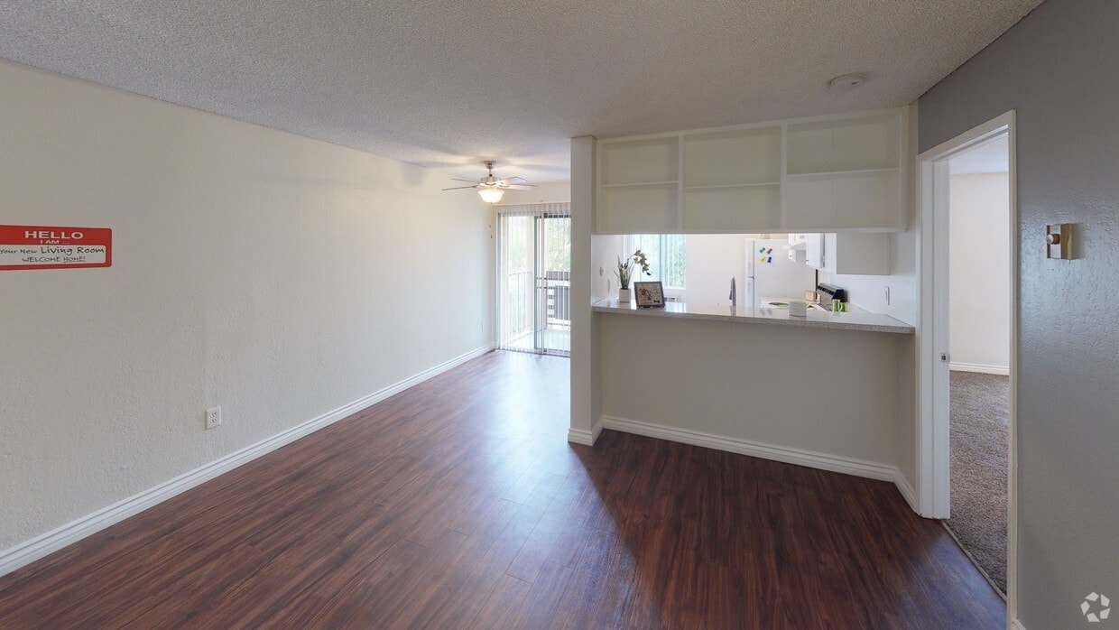3D Tour - Chateau Spring Hill Apartments