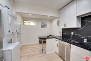 Photo - 9040 Phyllis Ave Unit B
