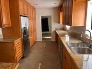 Kitchen - 1511 Cochran Ave Apartments Unit 1511