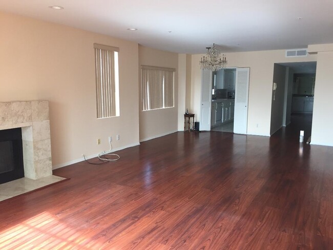 Photo - 1932 Pelham Ave Condo Unit 301