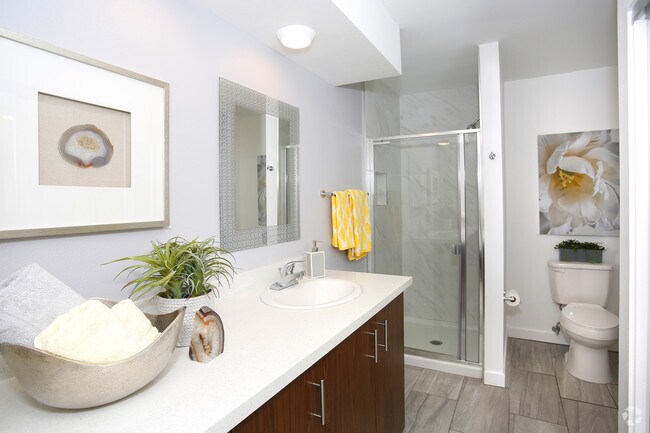 Studio - 450 SF - Latitude 33