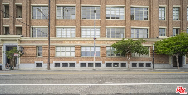 Photo - 1850 Industrial St Condo Unit 113