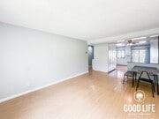 Photo - 8754 Wahl St