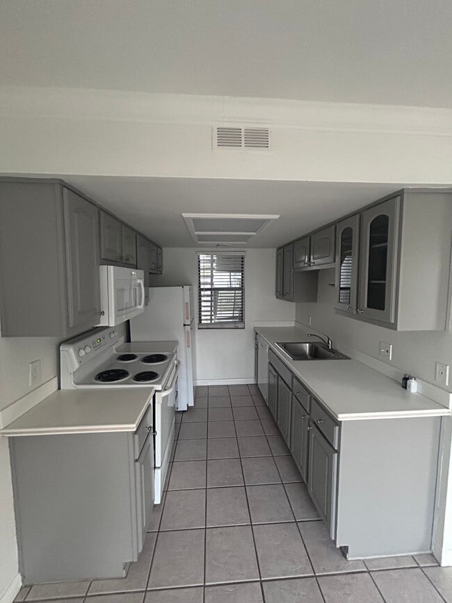 Photo - 43376 Cook St Unit Palm Lake  #161