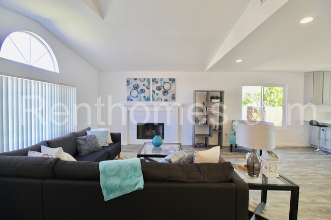 Photo - 11327 Linares St