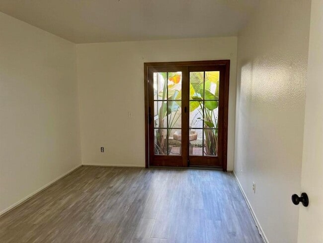 Photo - 6923 Whitecap Dr