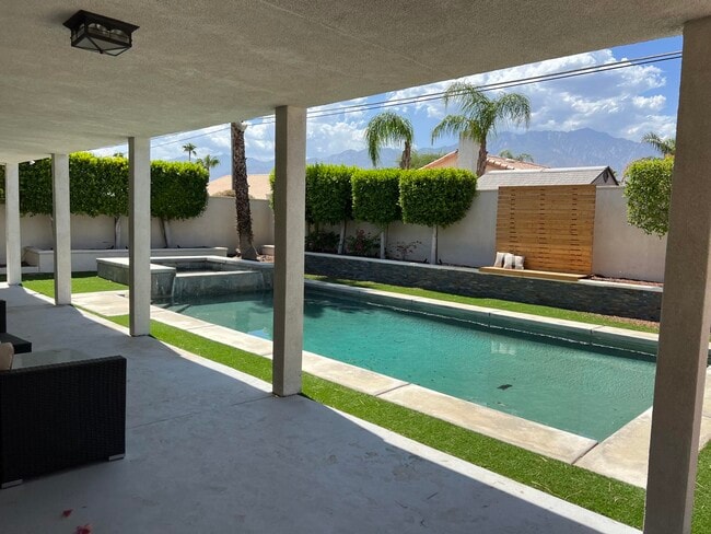 Photo - 27695 Hombria Dr