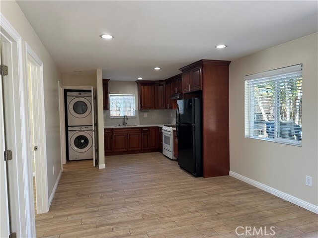 Photo - 1636 W 214th St