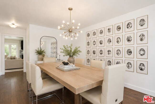 Photo - 2172 Argyle Ave