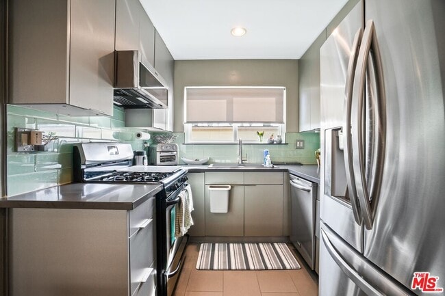 Photo - 1317 Stanford St Unit 5