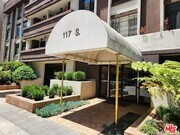 Photo - 117 S Doheny Dr Condo Unit 313
