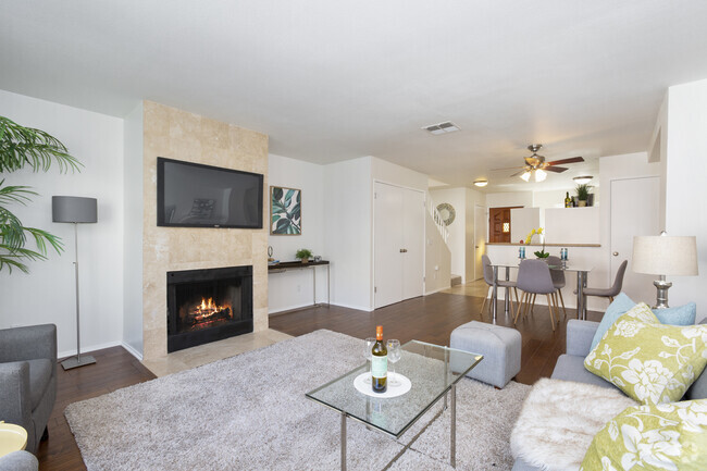 Building Photo - 8515 Saturn St Unit 105 Rental