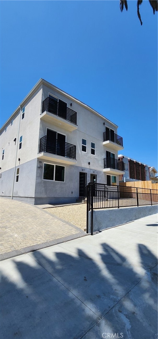 Building Photo - 117 S Rampart Blvd Rental
