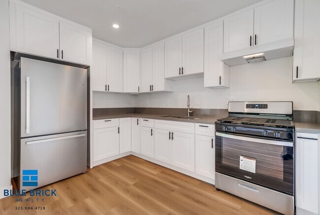Photo - 5415 Corteen Pl Unit 22