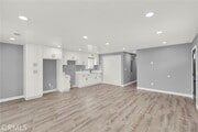 Photo - 5646 Deodar St