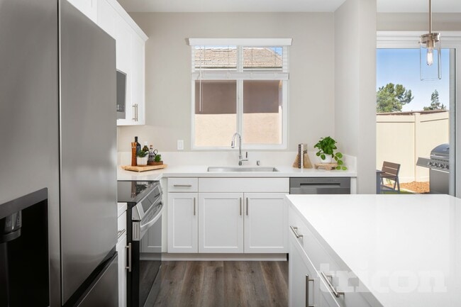 Photo - 1728 Taylor Ave