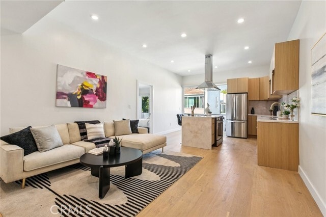 Photo - 1824 Fairburn Ave Apartment Unit 403