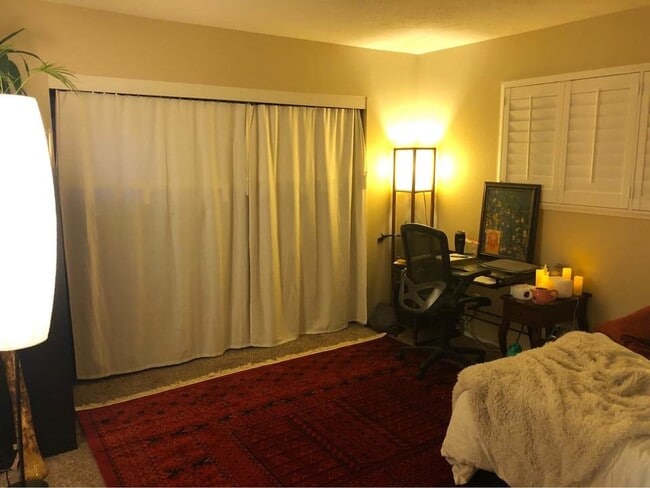 Photo - 4215 Asher St Unit 6