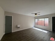 Photo - 1625 Franklin St Apartment Unit B