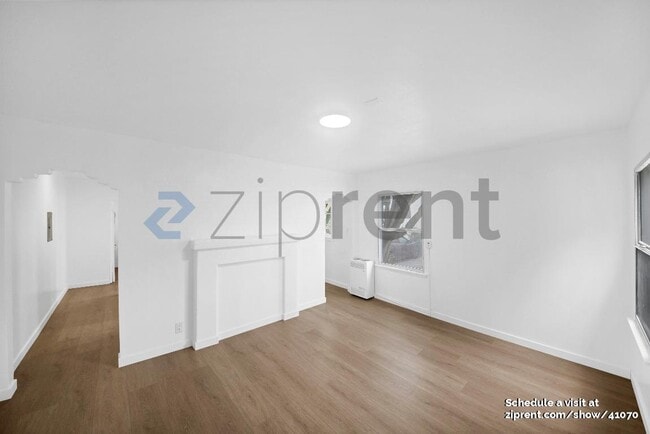 Photo - 3416 1/2 Bronson Ave