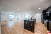Photo - 1525 S Carmelina Ave Unit 1527